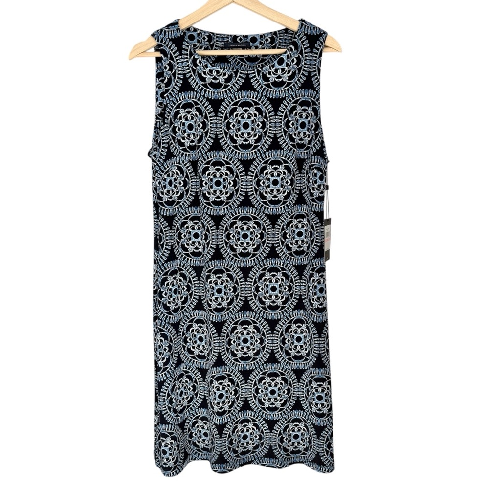 Tommy Hilfiger Dress Size 10 Sleeveless Blue and White Patterned